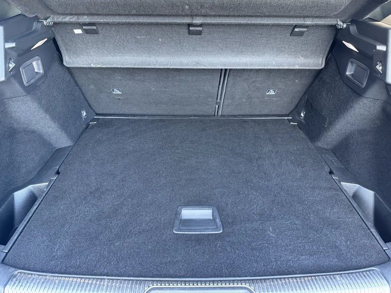 Photo de la voiture DS DS7 CROSSBACK BlueHDi 180 EAT8 Grand Chic