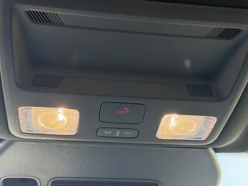 Photo de la voiture FORD KUGA 2.0 TDCi 120 S&S 4x2 Powershift ST-Line