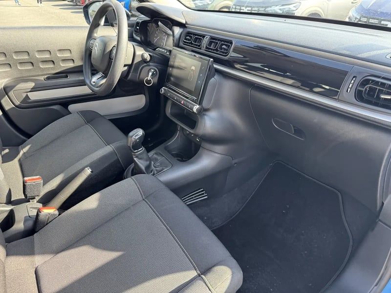 Photo de la voiture CITROEN C3 BlueHDi 75 S&S Feel