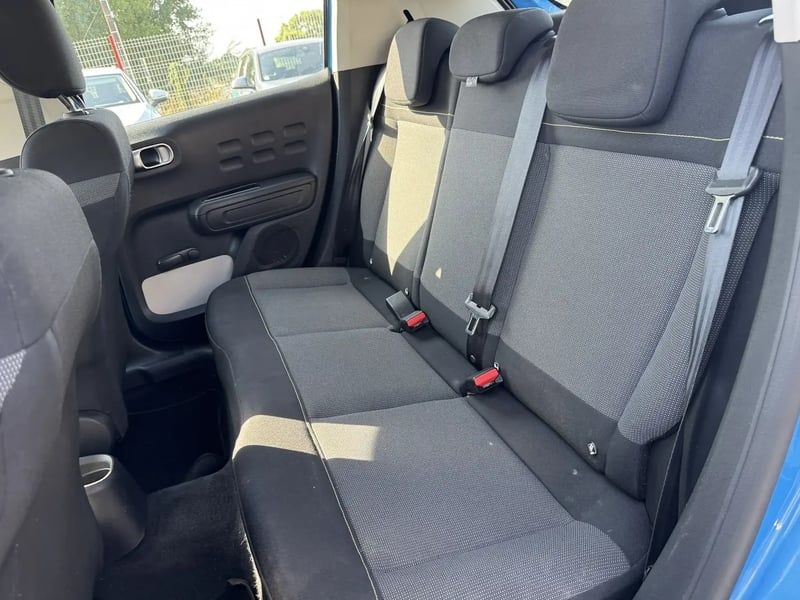 Photo de la voiture CITROEN C3 BlueHDi 75 S&S Feel