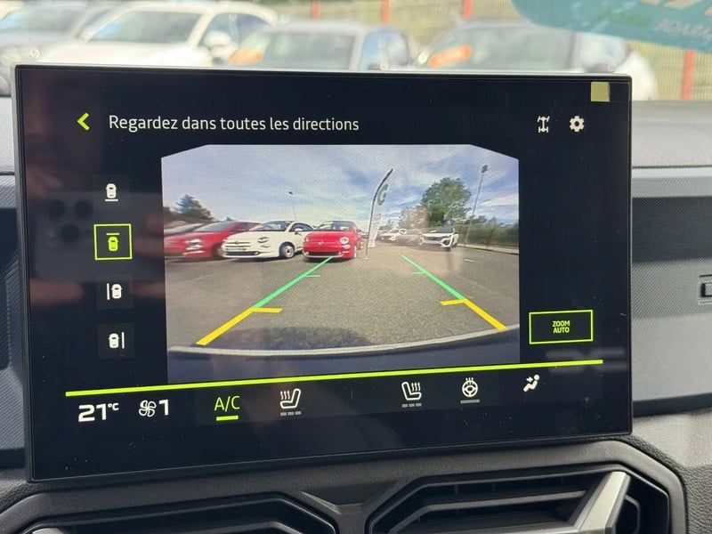 Photo de la voiture DACIA DUSTER TCe 130 4x4 Journey