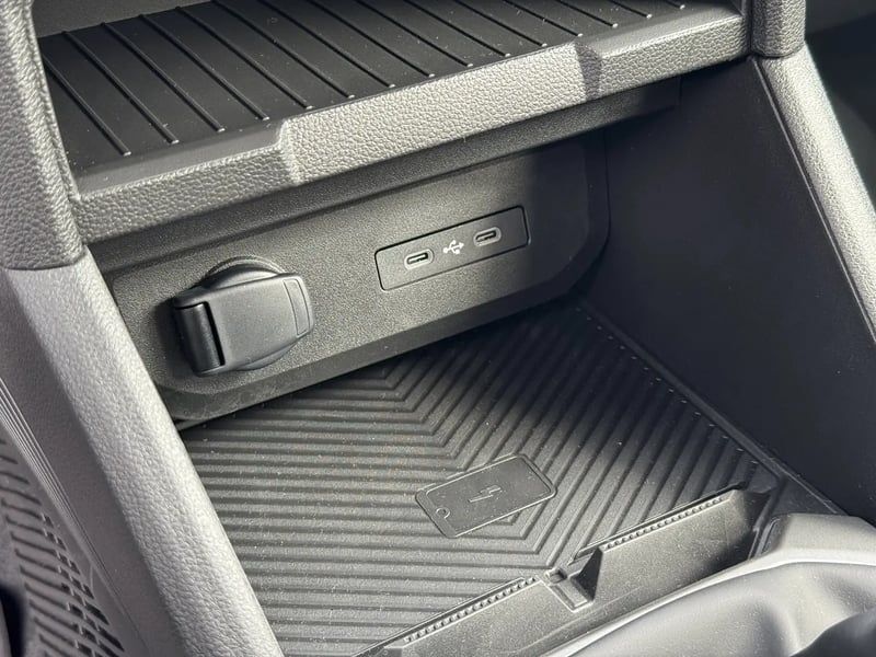 Photo de la voiture DACIA DUSTER TCe 130 4x4 Journey