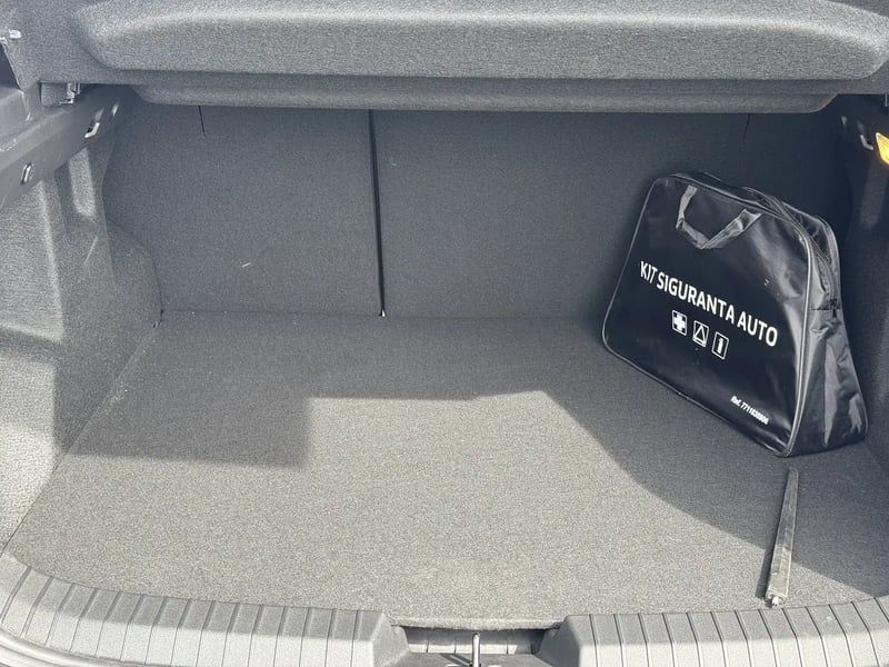 Photo de la voiture DACIA DUSTER TCe 130 4x4 Journey