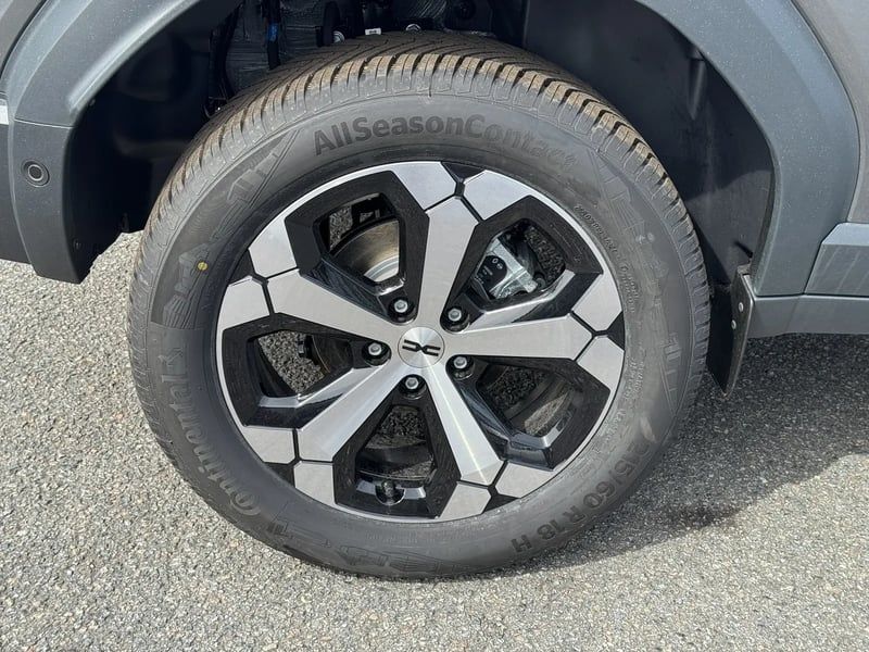 Photo de la voiture DACIA DUSTER TCe 130 4x4 Journey