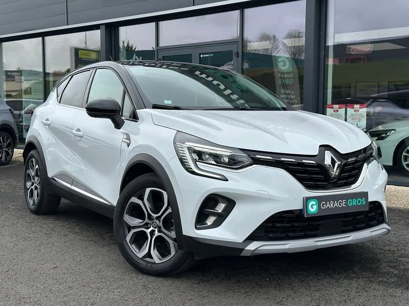 Photo de la voiture RENAULT CAPTUR TCe 140 EDC Intens