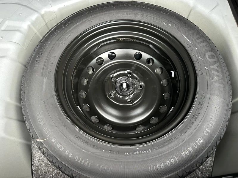 Photo de la voiture RENAULT CAPTUR TCe 140 EDC Intens