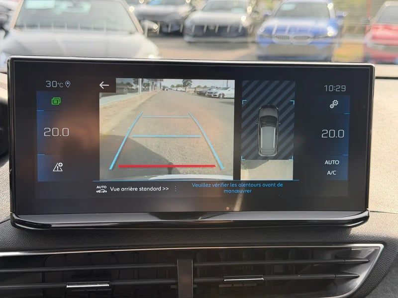 Photo de la voiture PEUGEOT 3008 Puretech 130ch S&S EAT8 Allure Pack