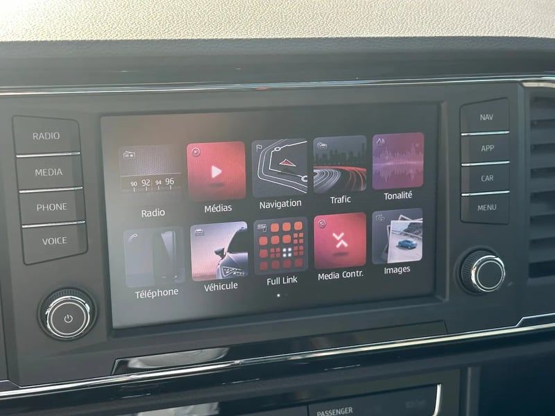 Photo de la voiture SEAT ATECA 1.5 TSI 150 ch ACT Start/Stop FR