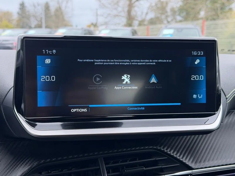 Photo de la voiture PEUGEOT 2008 BlueHDi 130 S&S EAT8 GT
