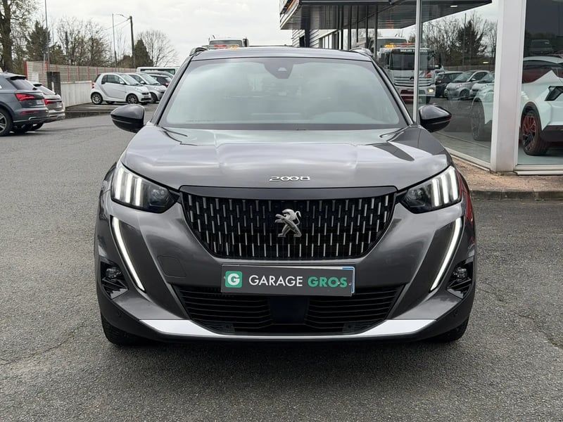 Photo de la voiture PEUGEOT 2008 BlueHDi 130 S&S EAT8 GT