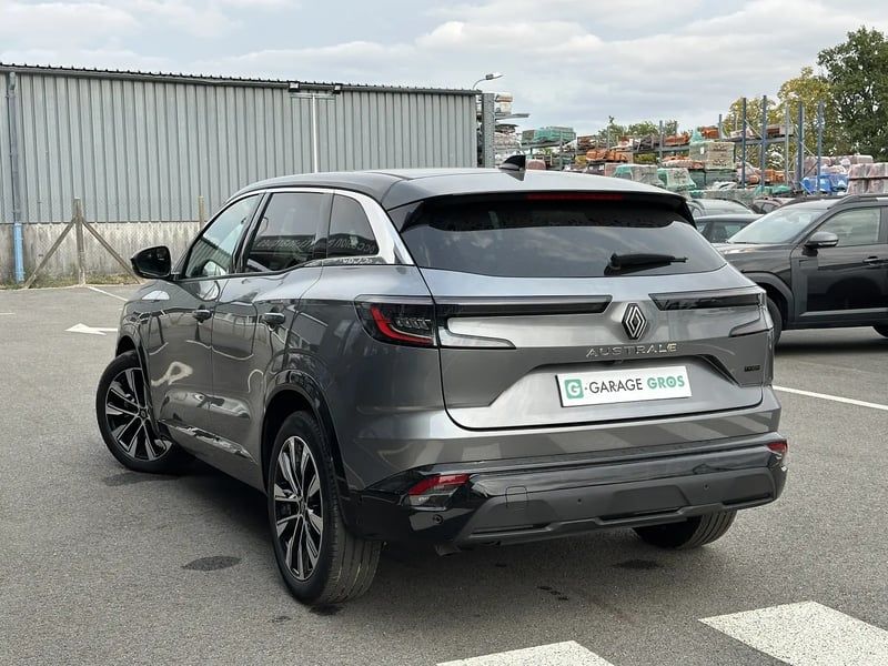 Photo de la voiture RENAULT AUSTRAL E-Tech hybrid 200 Techno