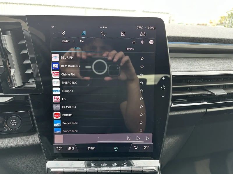 Photo de la voiture RENAULT AUSTRAL E-Tech hybrid 200 Techno