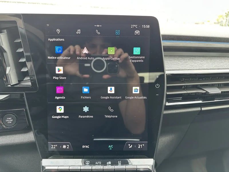 Photo de la voiture RENAULT AUSTRAL E-Tech hybrid 200 Techno