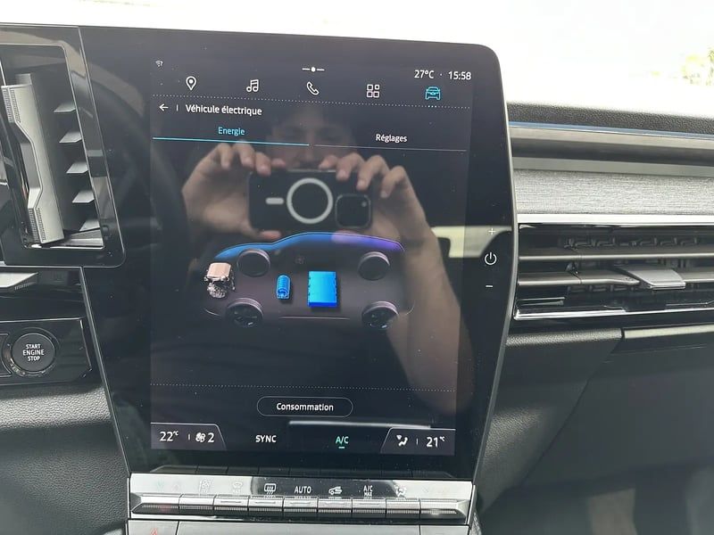 Photo de la voiture RENAULT AUSTRAL E-Tech hybrid 200 Techno