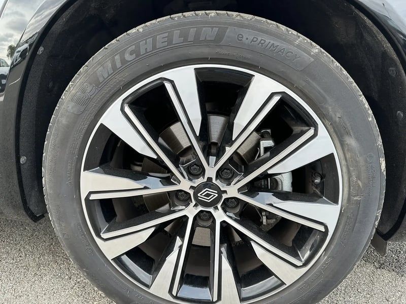 Photo de la voiture RENAULT AUSTRAL E-Tech hybrid 200 Techno