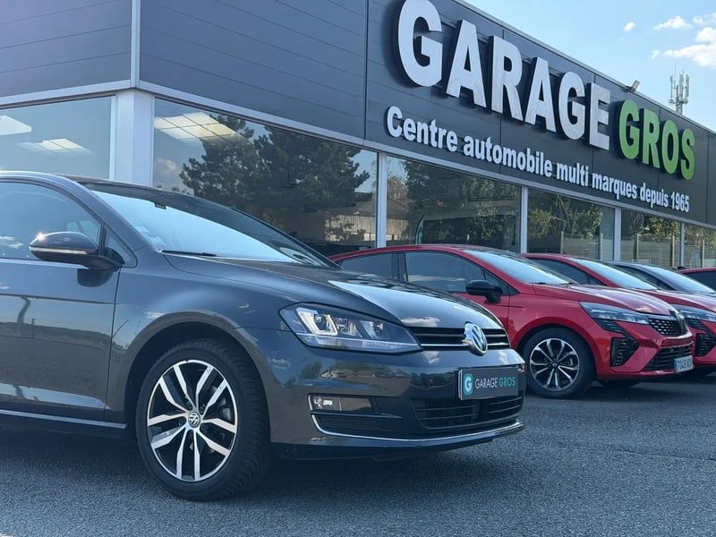 Photo de la voiture VOLKSWAGEN GOLF 1.2 TSI 110 BlueMotion Technology Allstar DSG7