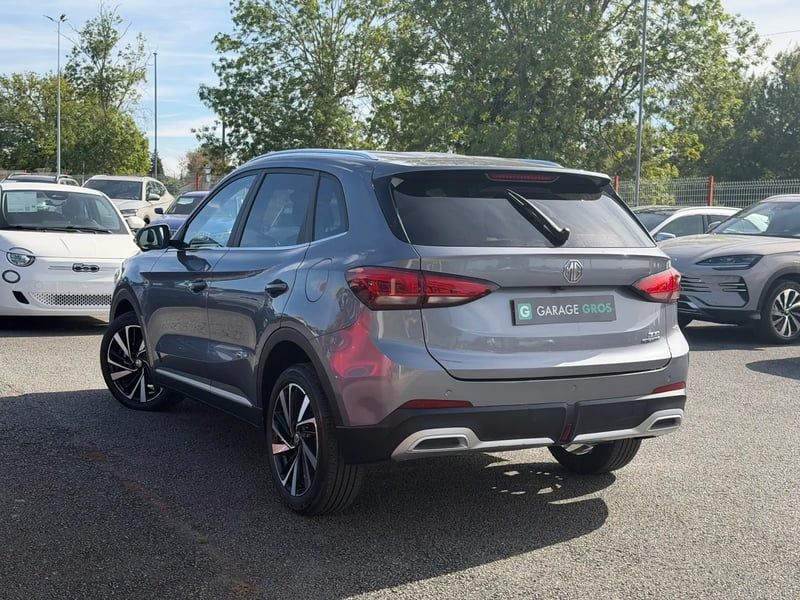 Photo de la voiture MG ZS 1.5 L Hybrid+ 197 ch Luxury