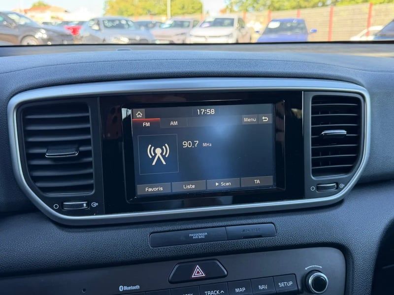 Photo de la voiture KIA SPORTAGE 1.6 CRDi 136 ISG 4x2 DCT7 Active