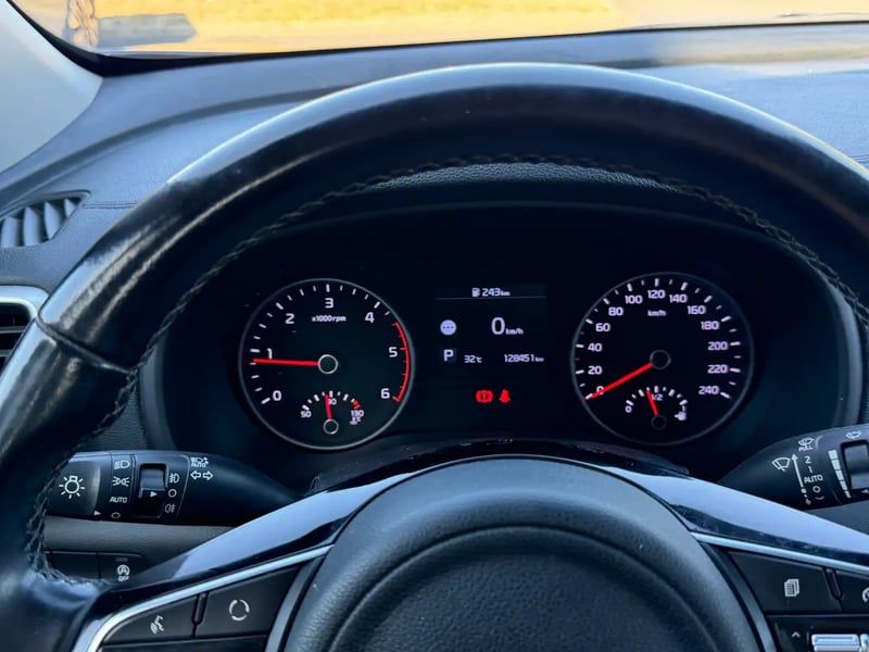 Photo de la voiture KIA SPORTAGE 1.6 CRDi 136 ISG 4x2 DCT7 Active