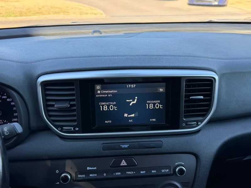 Photo de la voiture KIA SPORTAGE 1.6 CRDi 136 ISG 4x2 DCT7 Active