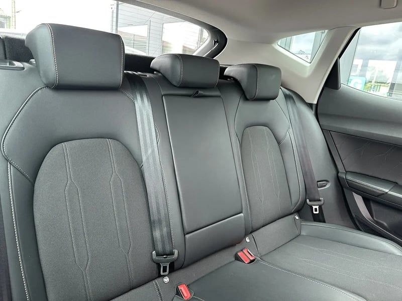 Photo de la voiture CUPRA FORMENTOR 1.5 TSI 150 ch V