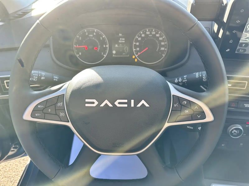 Photo de la voiture DACIA JOGGER ECO-G 100 7 places GSR2 Extreme +