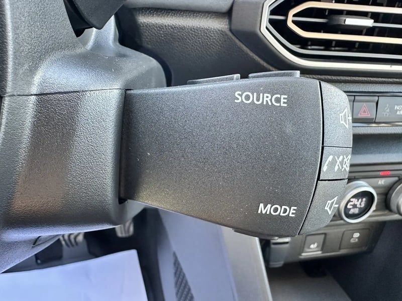 Photo de la voiture DACIA JOGGER ECO-G 100 7 places GSR2 Extreme +