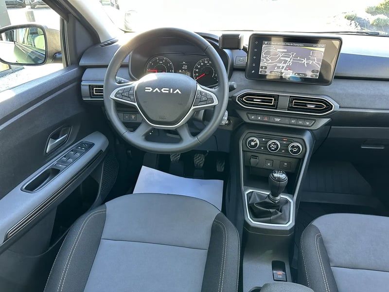 Photo de la voiture DACIA JOGGER ECO-G 100 7 places GSR2 Extreme +