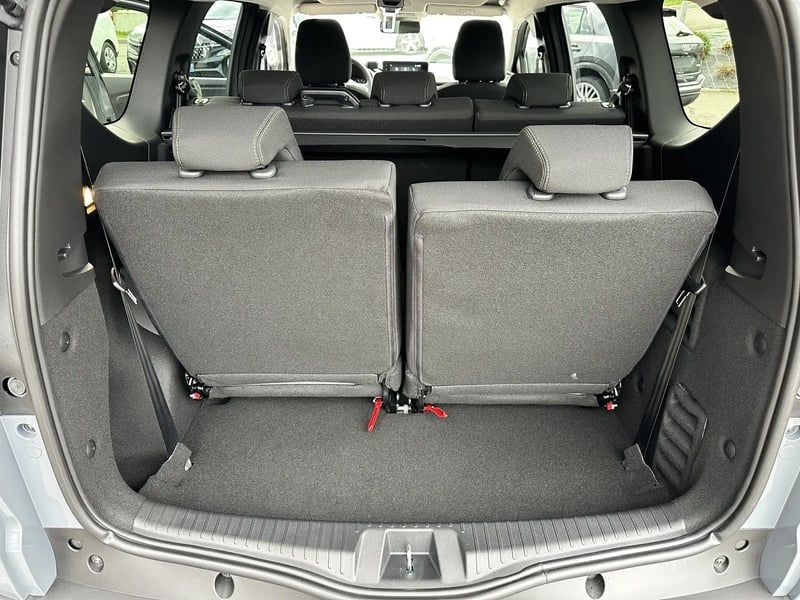 Photo de la voiture DACIA JOGGER ECO-G 100 7 places GSR2 Extreme +