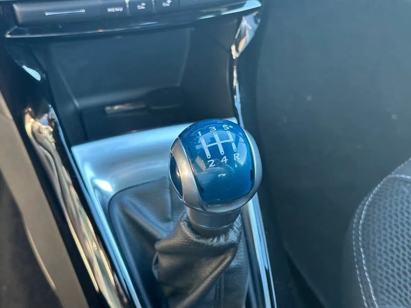 Photo de la voiture DS DS 3 PureTech 110 S&S BVM5 So Chic