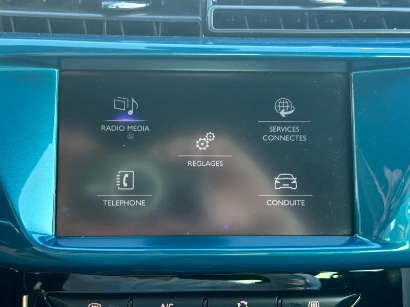 Photo de la voiture DS DS 3 PureTech 110 S&S BVM5 So Chic