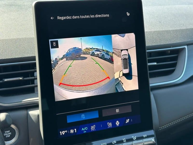 Photo de la voiture RENAULT SYMBIOZ E-Tech full hybrid 145 Iconic