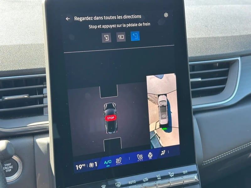 Photo de la voiture RENAULT SYMBIOZ E-Tech full hybrid 145 Iconic