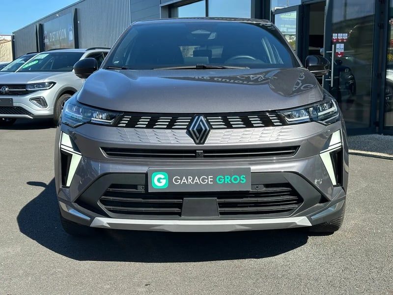 Photo de la voiture RENAULT SYMBIOZ E-Tech full hybrid 145 Iconic