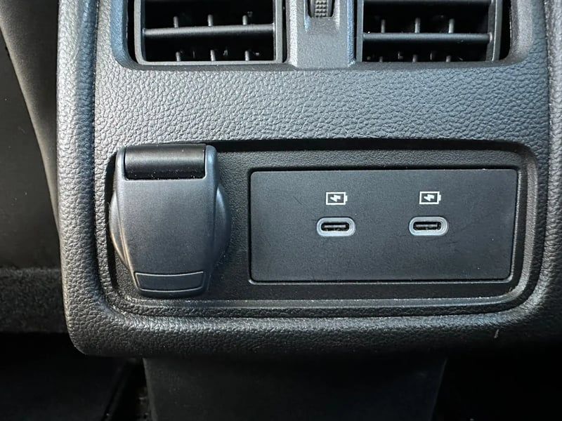 Photo de la voiture RENAULT SYMBIOZ E-Tech full hybrid 145 Iconic