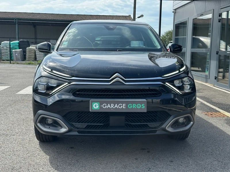 Photo de la voiture CITROEN C4 C4 HDI 130 EAT 8 SHINE