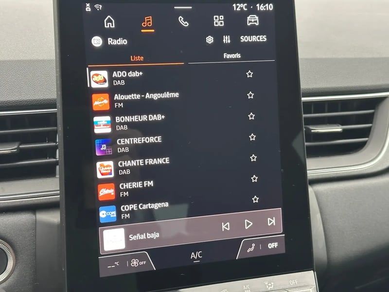 Photo de la voiture RENAULT CAPTUR Eco-G 100 ch Techno