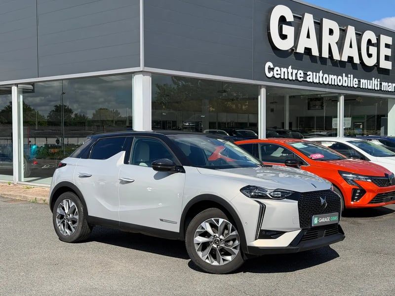 Photo de la voiture DS DS 3 PureTech 130 EAT8 Esprit de Voyage
