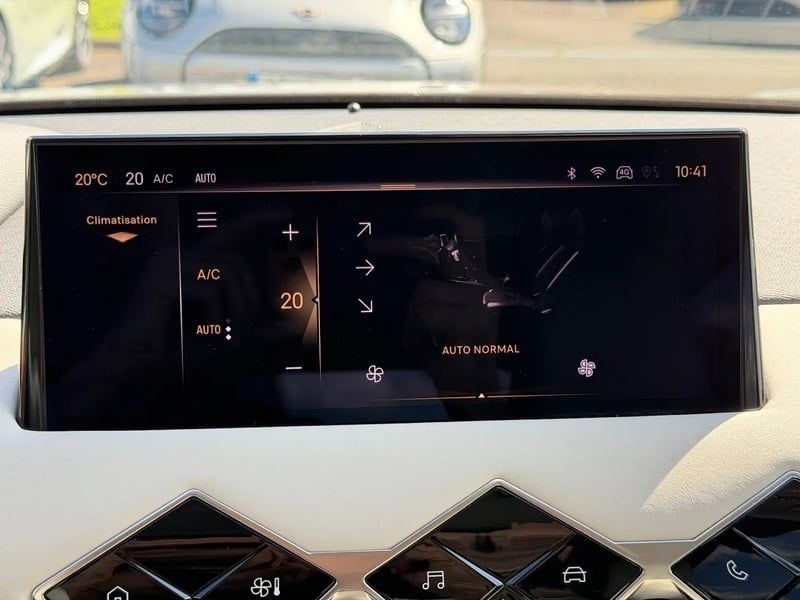Photo de la voiture DS DS 3 PureTech 130 EAT8 Esprit de Voyage
