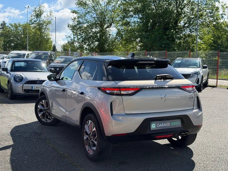 Photo de la voiture DS DS 3 PureTech 130 EAT8 Esprit de Voyage