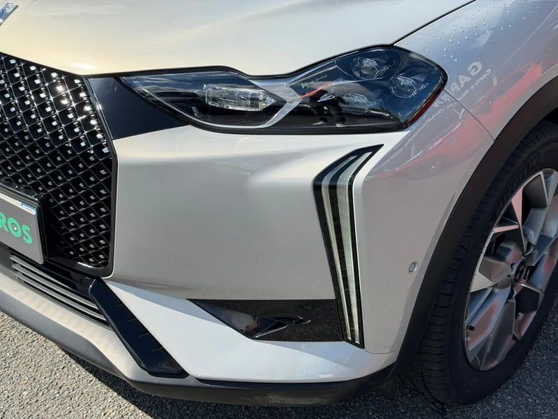 Photo de la voiture DS DS 3 PureTech 130 EAT8 Esprit de Voyage