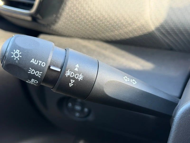 Photo de la voiture CITROEN C4 X PureTech 130 S&S EAT8 Max