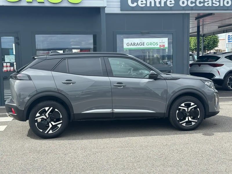 Photo de la voiture PEUGEOT 2008 Hybrid 145 e-DCS6 GT