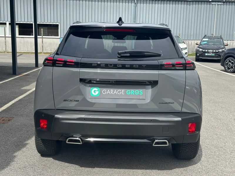 Photo de la voiture PEUGEOT 2008 Hybrid 145 e-DCS6 GT