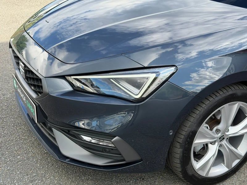 Photo de la voiture SEAT LEON 1.5 TSI 115 BVM6 Style