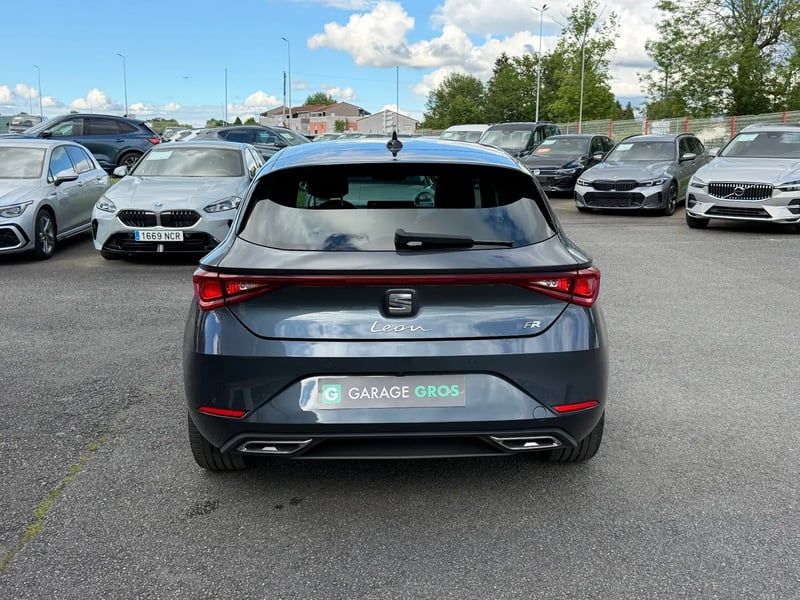 Photo de la voiture SEAT LEON 1.5 TSI 115 BVM6 Style