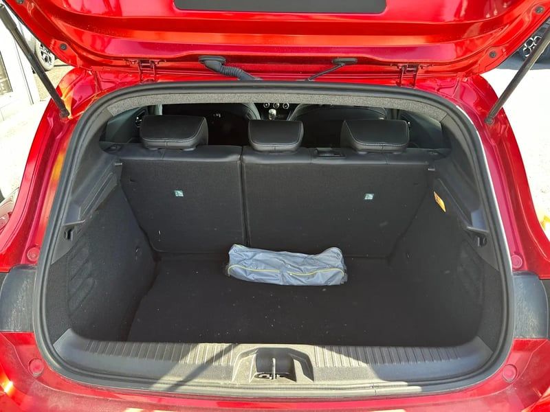 Photo de la voiture RENAULT CLIO V Eco-G 100 ch GSR2 Techno