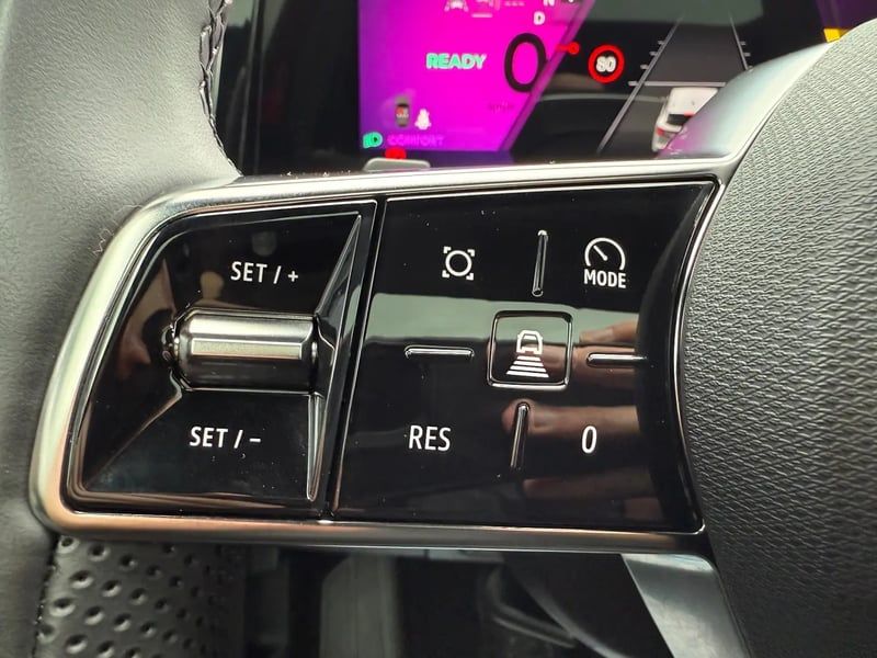 Photo de la voiture RENAULT AUSTRAL E-Tech full hybrid 200 GSR2 Techno