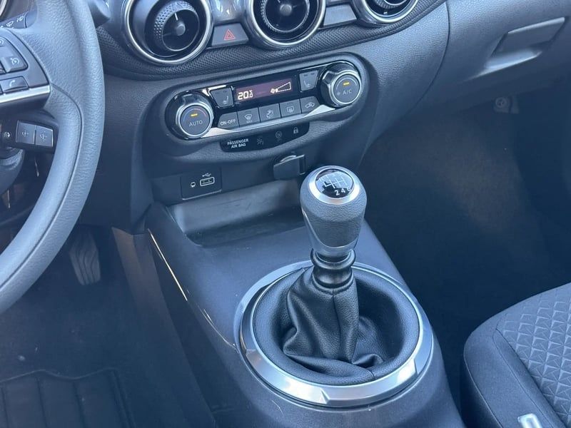 Photo de la voiture NISSAN JUKE 2023.5 DIG-T 114 Acenta