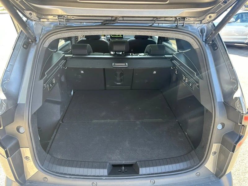 Photo de la voiture DACIA BIGSTER HYBRID 155 Journey